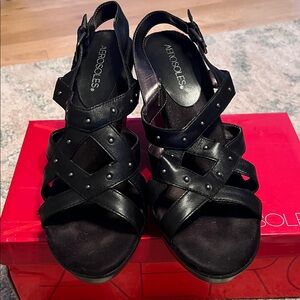 AEROSOLES Black Strappy Women's Wedge Sandals 9.5